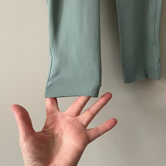 Lululemon 2022 Base Pace High-Rise Tight 28" Leggings Misty Glade Green 4 - Picture 6 of 9
